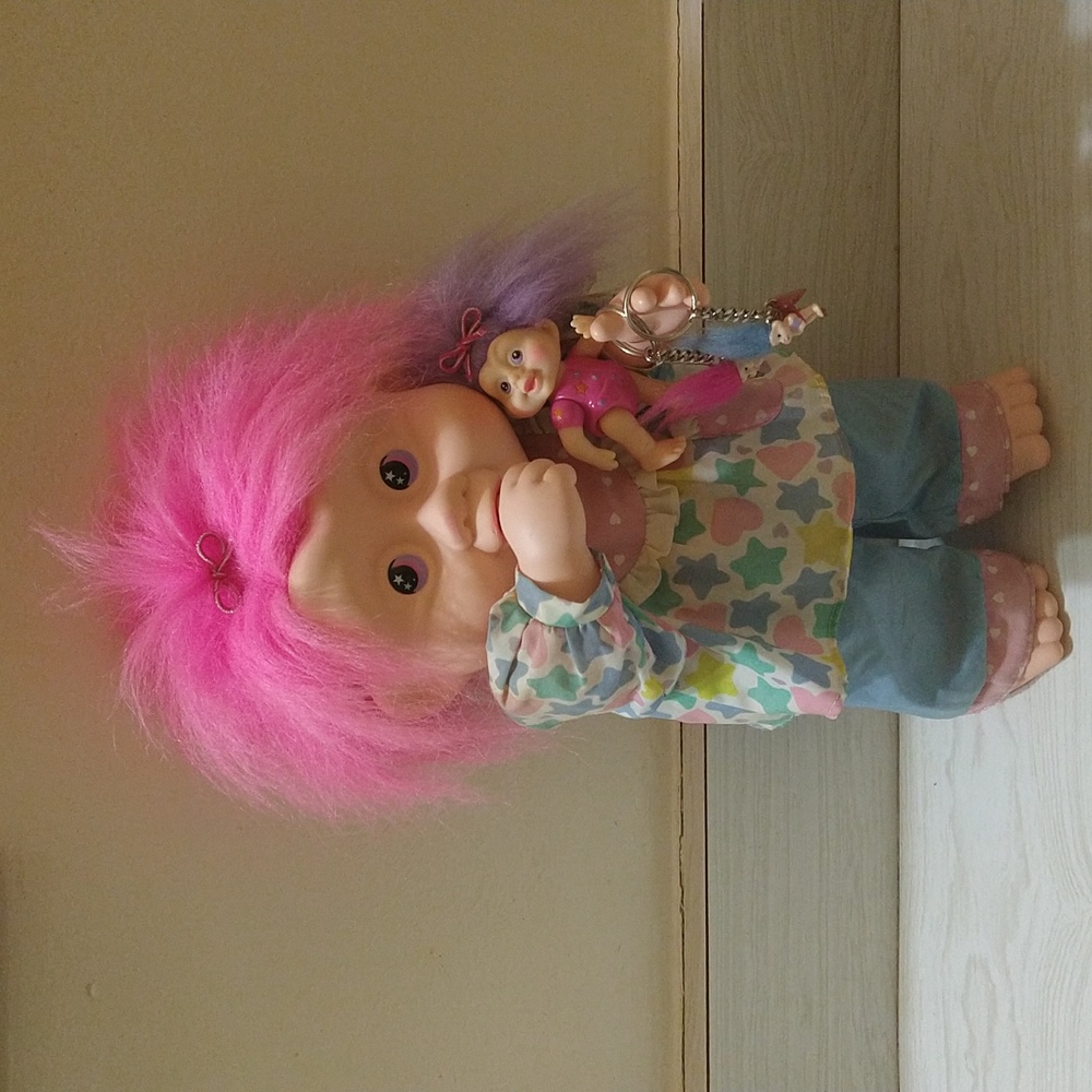 Vintage 1991 Pink Haired Magic Troll with Bonus Mini Magic Troll & 2 Keychains